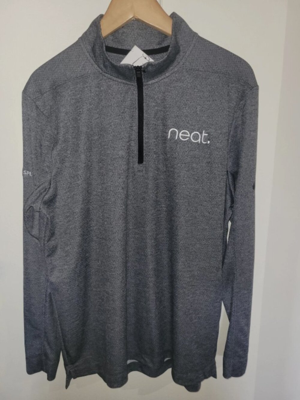 NWT Nike Jacket Men Gray 1/2 Zip Golf Outdoor Cover Up Company Logo Branded Sz L